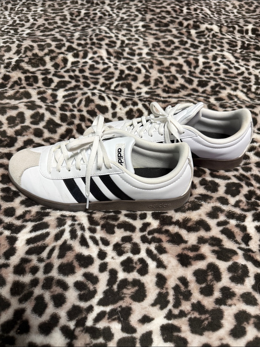 adidas Women’s Classic Adidas White Sneakers with Black Stripes - Picture 3 of 5